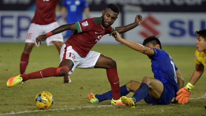 Pemain Timnas Indonesia, Rudolof Yanto Basna.