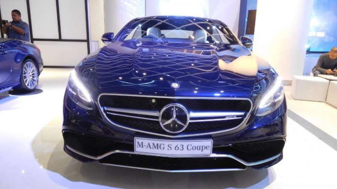 Mercedes-Benz AMG S 63.