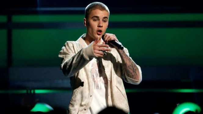  Justin Bieber 