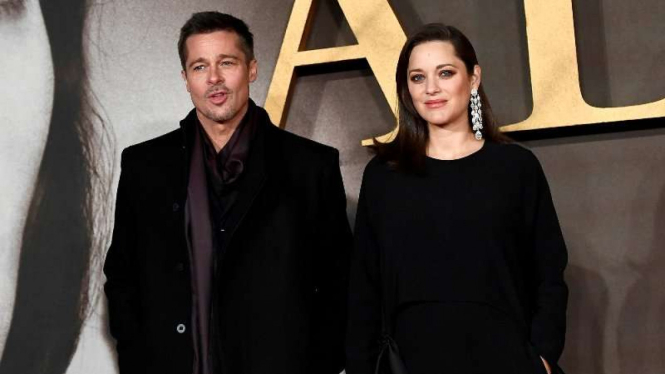 Brad Pitt dan Marion Cotillard di Premier Allied