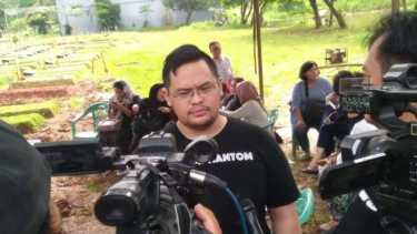 putra Alex, Adri Kumara