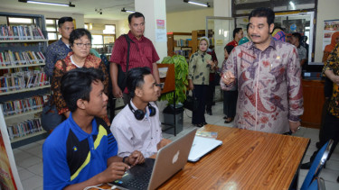 Wakil Ketua Komisi X DPR RI Sutan Adil Hendra