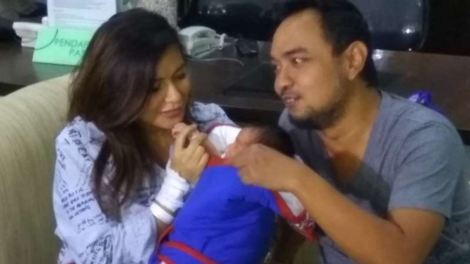 Meisya Siregar dan Bebi Romeo dikaruniai anak ketiga
