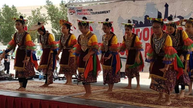 Tarian sambut acara Komunitas Diaspora RI di Qatar.