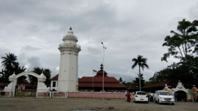 Masjid Agung Banten di Kota Serang.