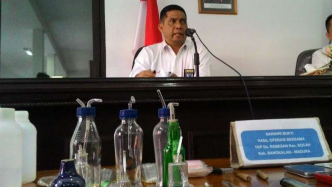Kepala BNN Jawa Timur, Brigadir Jenderal Polisi Amrin Remico, di kantornya di Surabaya, Jatim, pada Senin, 28 November 2016.