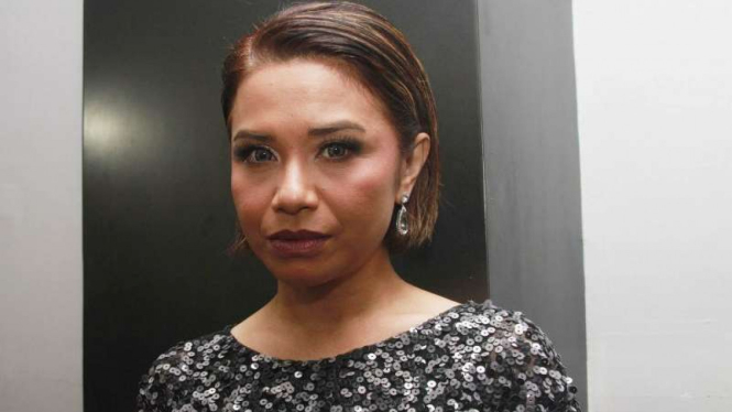 Ruth Sahanaya.