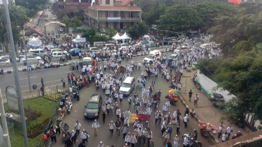 Massa Aksi Damai 212 memadarti kawasan Monas