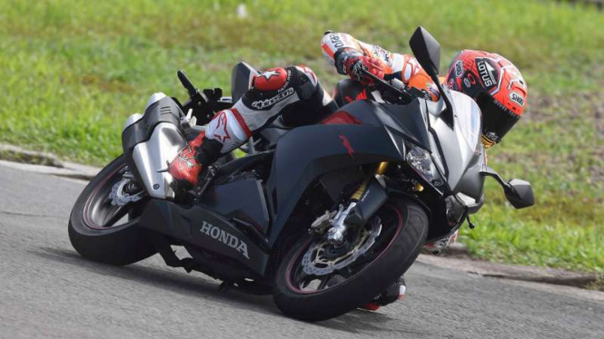 All New Honda CBR250RR.