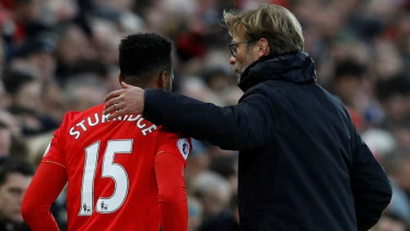 Daniel Sturridge (kiri) dan Juergan Klopp (kanan).