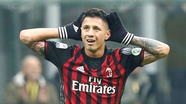 Penyerang AC Milan, Gianluca Lapadula