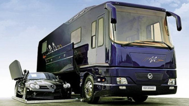 Bus Volkner Mobil Performance.