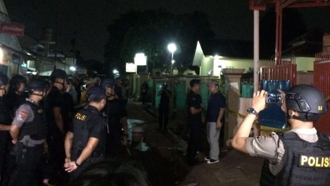 Genana Mabes Polri usai olah TKP penemuan Bom di Bekasi.