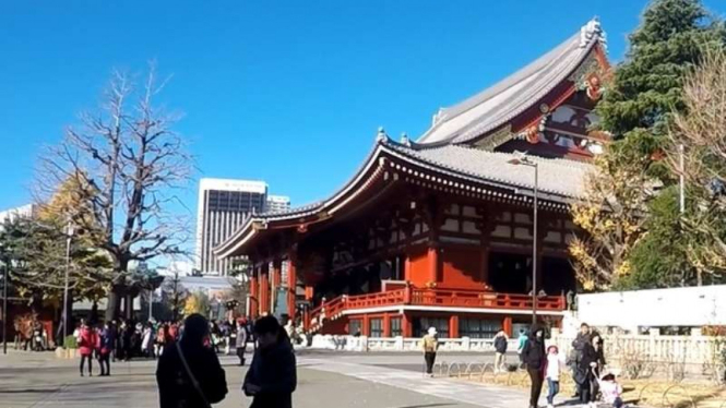 Kuil Sensoji di Tokyo