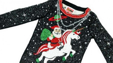 Sweater Tipsy Elves bertabur kristal Swarovski