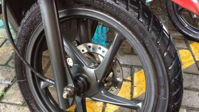 Ban Michelin City Grip Pro.