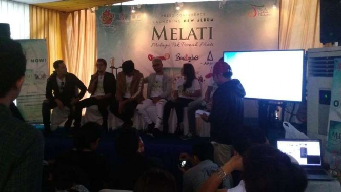 Tiga band Melayu
