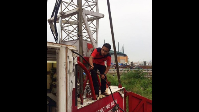 BTS Combat milik Telkomsel.