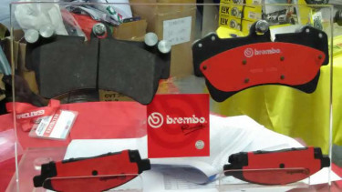 Kampas rem Brembo yang ditawarkan di pameran Gatomi 2016.