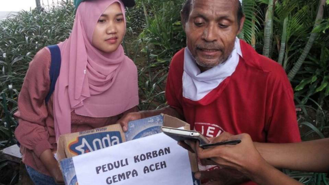 Agus Tower (kanan) ditangkap petugas P3S Dinsos DKI Jakarta.
