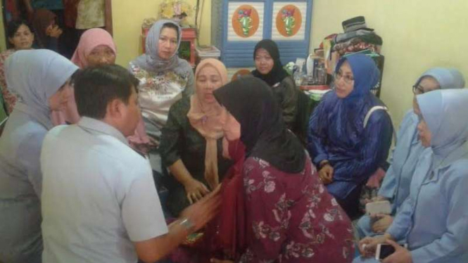 Suasana di rumah korban Hercules Pelda Agung Sugihantono di Malang, 18/12/2016.