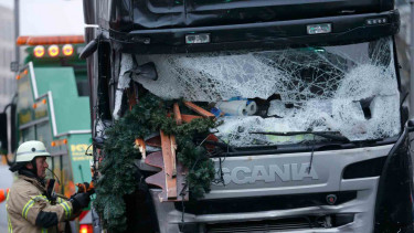 Truk tabrak para pengunjung Pasar Natal di Kota Berlin, Jerman, 19 Desember 2016.