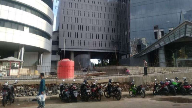 Makam Pangeran Kuningan di Komplek Gedung Telkom Ladmark Tower.