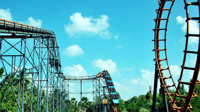 Dunia Fantasi (Dufan), Ancol.