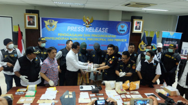 Hendak Edarkan Narkoba, 3 Orang Ditangkap Petugas Bea Cukai