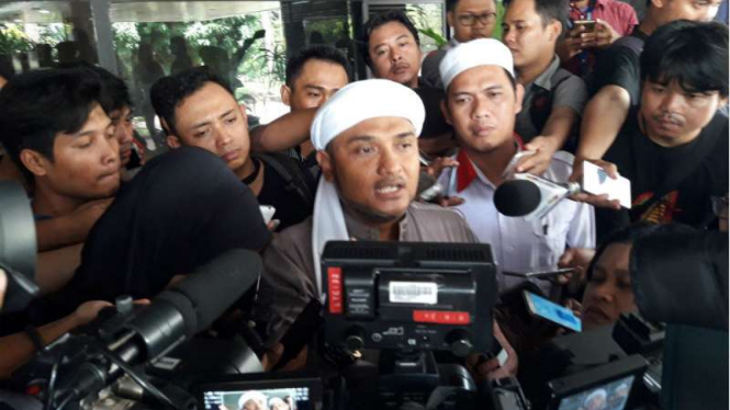 Novel Chaidir Hasan, saksi sidang Ahok.