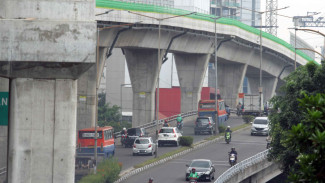 TransJakarta Kaji Bangun Eskalator di Koridor Tendean