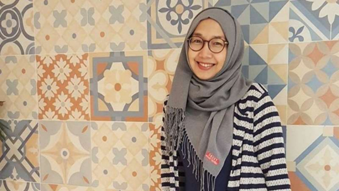 Ina Binandari, Head of Brand Strategy & PR Elhijab 