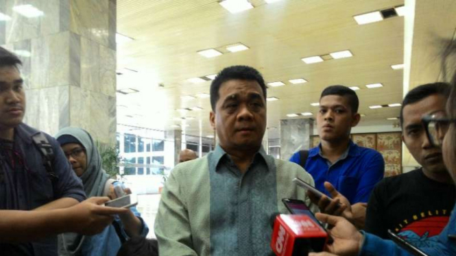 Ahmad Riza Patria dari Fraksi Partai Gerindra