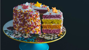 Ilustrasi kue/cake.