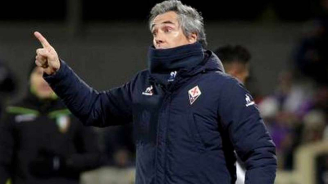 Pelatih Fiorentina, Paulo Sousa.