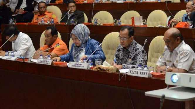 Rapat Kementerian Perhubungan dengan Komisi V DPR RI