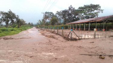 Lahar dingin dari Gunung Sinabung