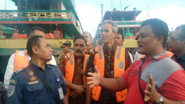 Nelayan di Pati berdialog dengan Gubernur Jawa Tengah Ganjar Pranowo