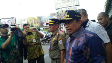 Dirjen Otonomi Daerah pada Kementerian Dalam Negeri, Sumarsono.