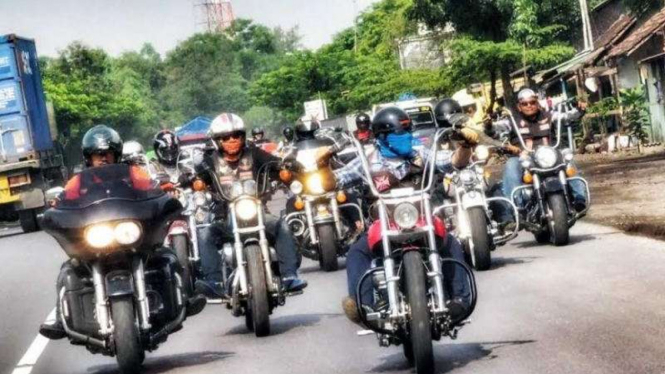 Touring Harley-Davidson