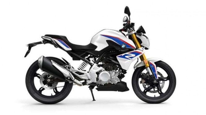 BMW G310R.