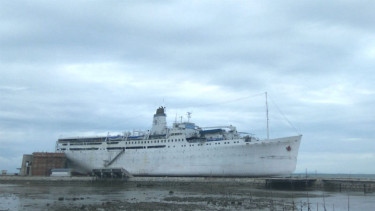 Hotel kapal pesiar di Bintan