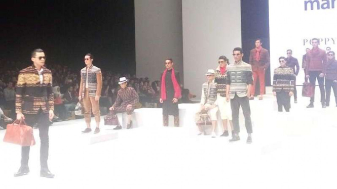 Kolaborasi Desainer dalam dan luar negeri di IFW 2017 (5/2/2017)