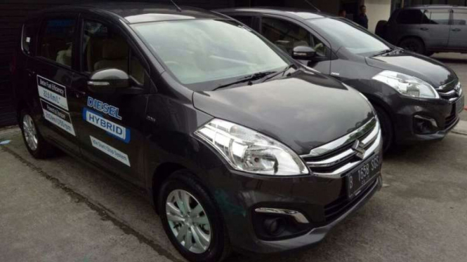 Ertiga Diesel Hybrid siap dites kalangan media.