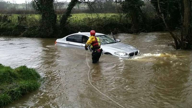 Sedan tercebur gara-gara GPS. 