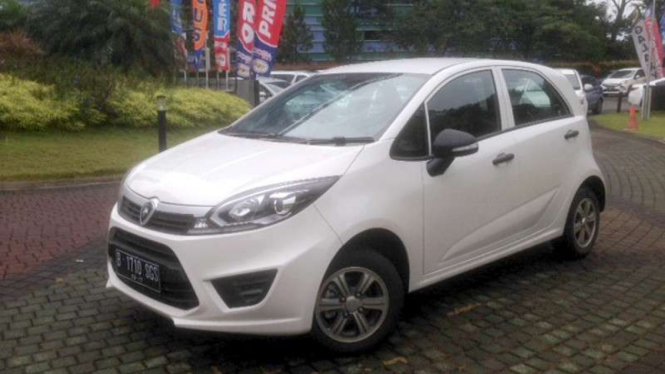 Proton Iriz.