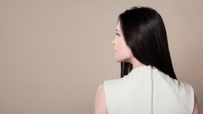 Ilustrasi rambut panjang.
