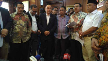 Hak angket diserahkan ke pimpinan DPR.