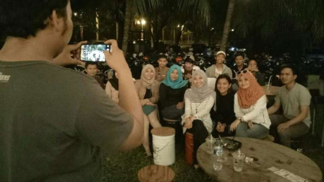 Caffe Breakpoint Cilegon menyediakan layanan perayaan valentine bersama hewan peliharaan