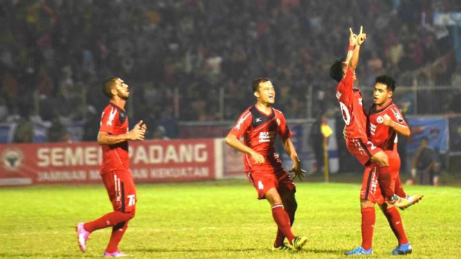 Para pemain Semen Padang.